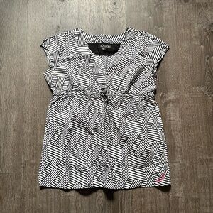 Vintage Volcom Top